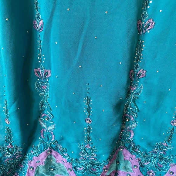 3 Piece Indian Punjabi Pakistani Suit - Traditional Ethnic Wear - Embroidered - Picture 2 of 6